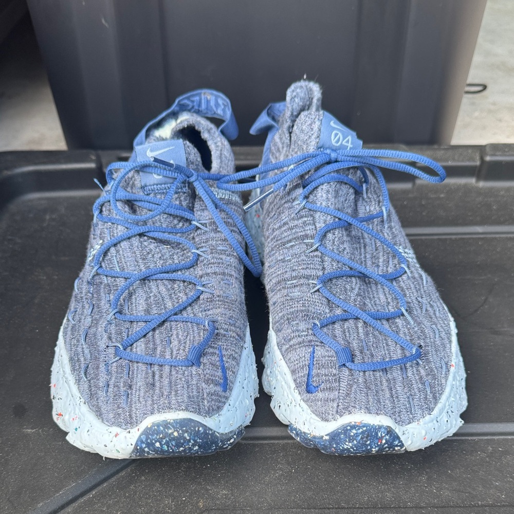 Nike Space Hippie 04